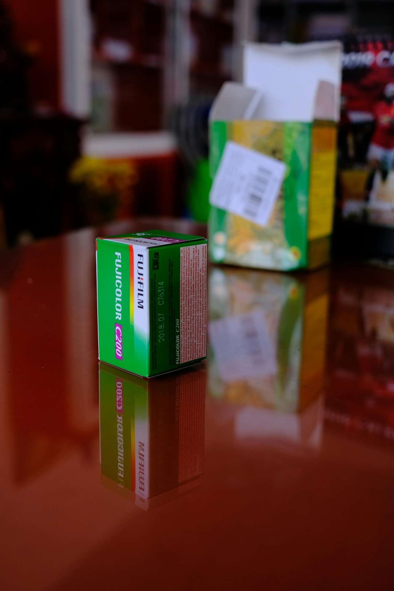 এমবিবিএস ডিগ্রি সফলভাবে সম্মানসহ সম্পন্ন করেছেন।